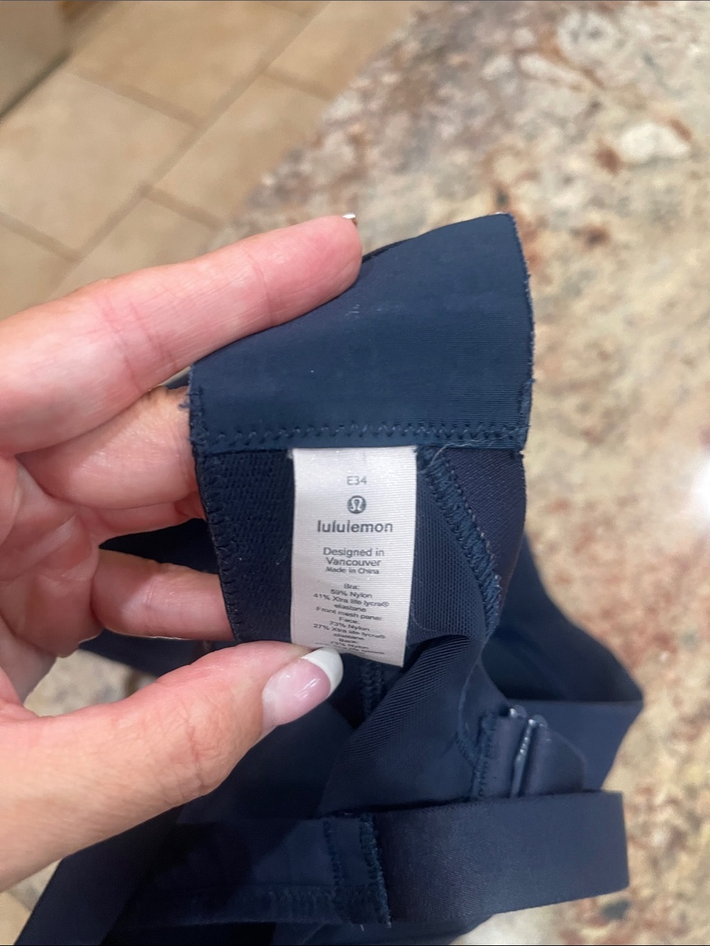 Lulu 🍋 Run Times High Support Bra Navy S:34E - Picture 4 of 4